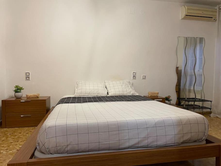 Precioso Apartamento Junto Al Centro Con Garaje Valencia Buitenkant foto